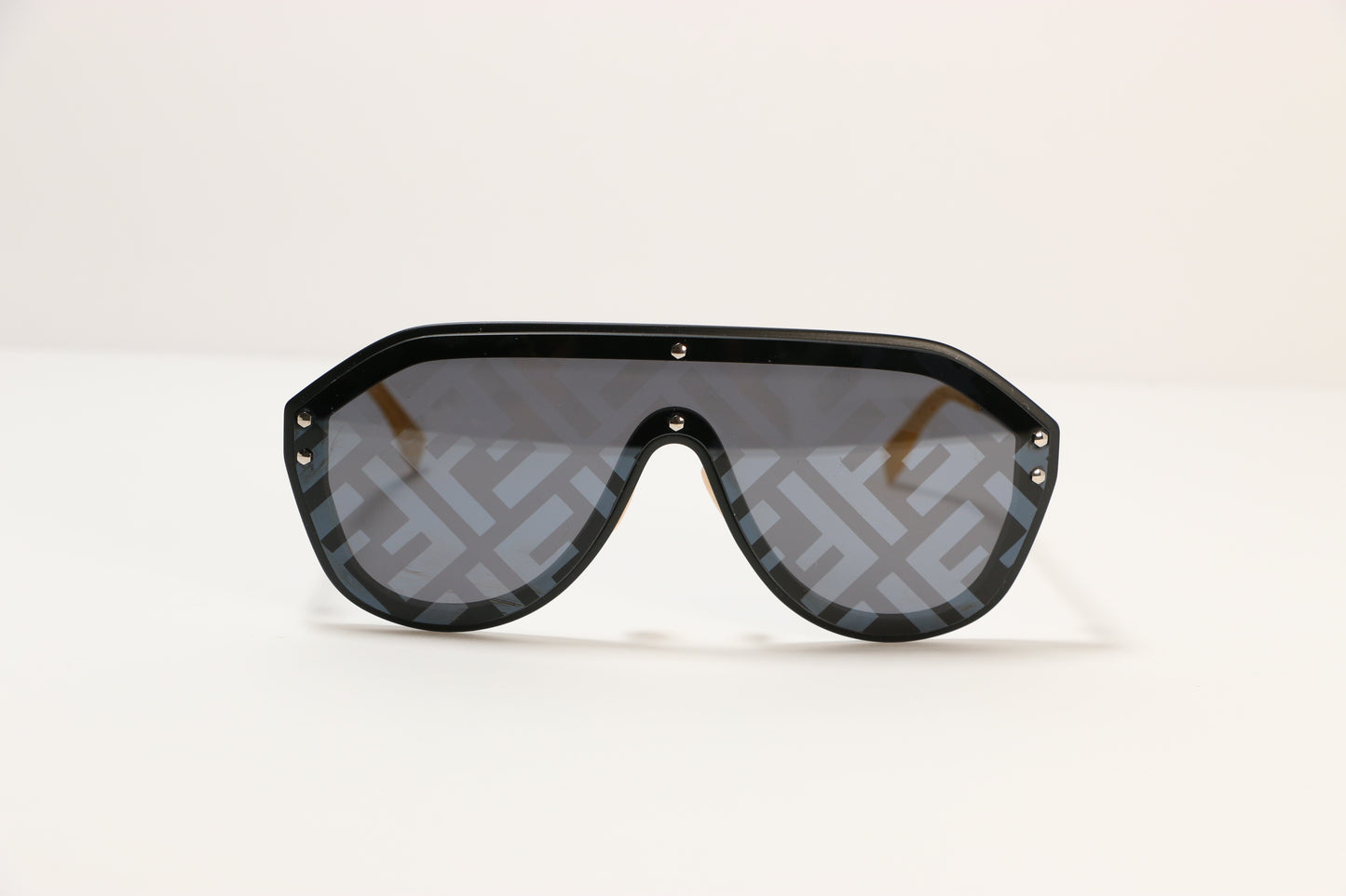 Fendi Logo Sunglasses