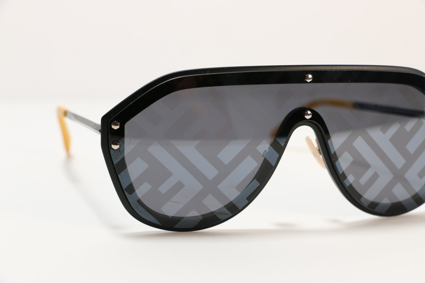 Fendi Logo Sunglasses